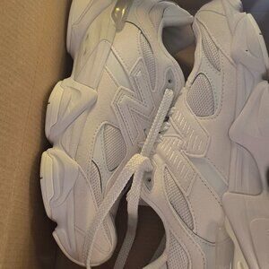 New Balance 9060 (Boys)